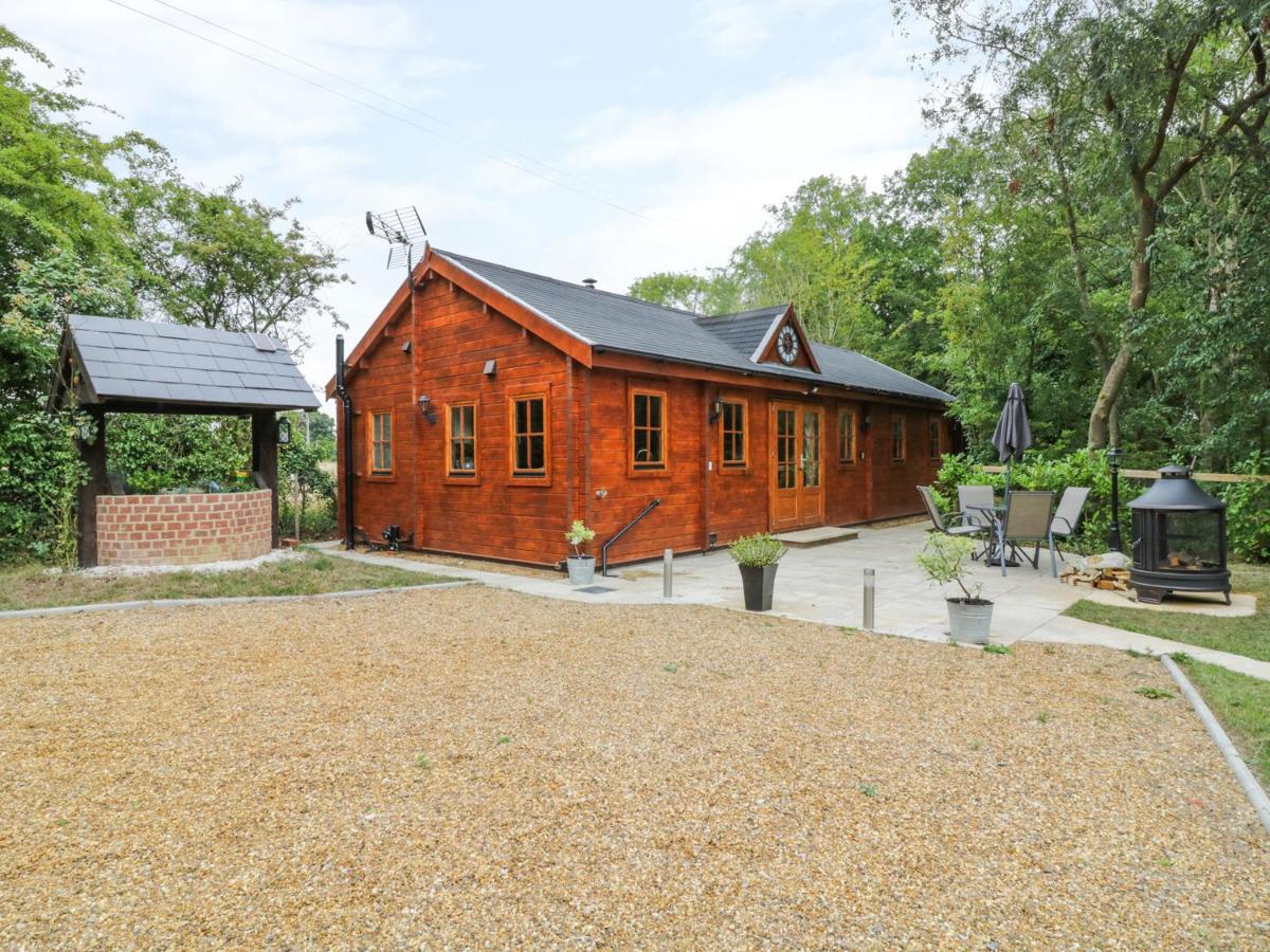 סאקסמונדהם Acorn Lodge מראה חיצוני תמונה